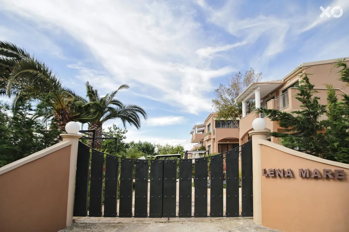 Lena Mare Boutique Hotel
