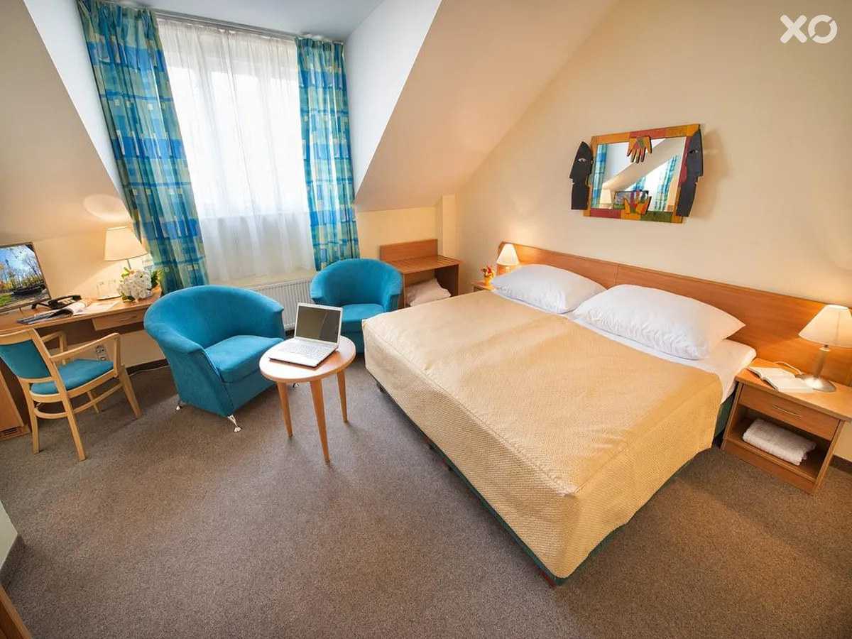 Tosca EA Hotel