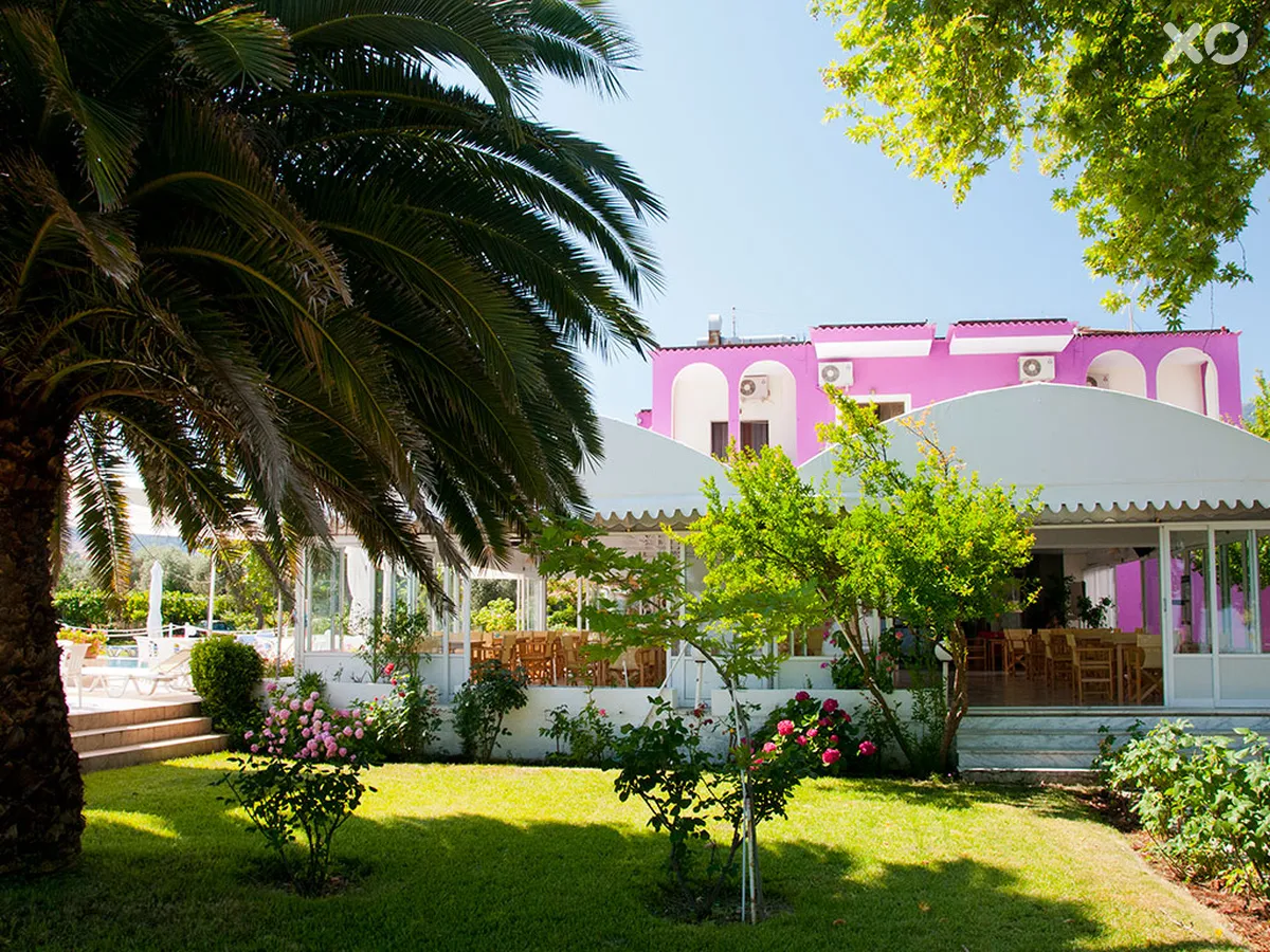 Vournelis Hotel