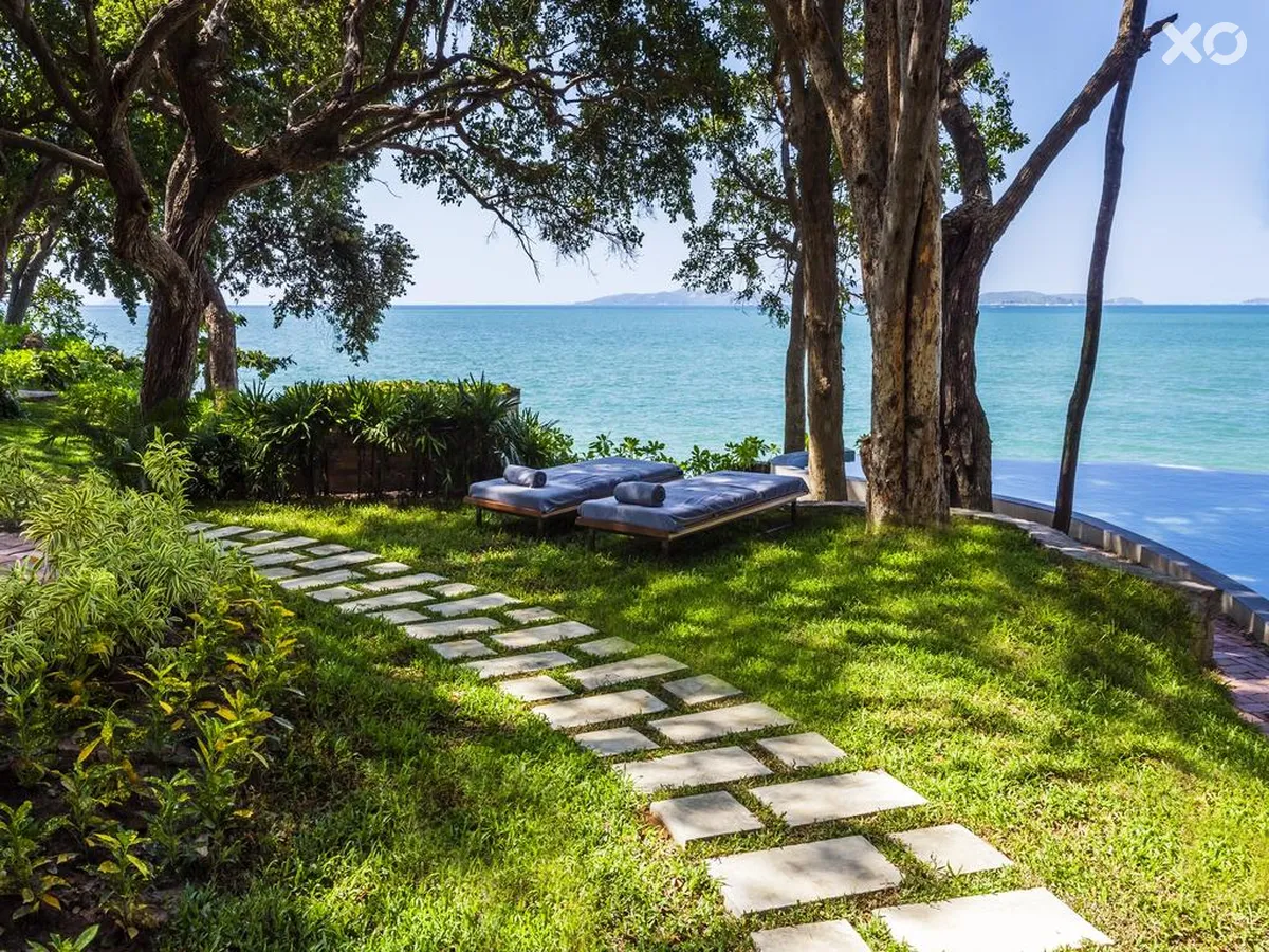 Floral Lux Hotel Monttra Pattaya