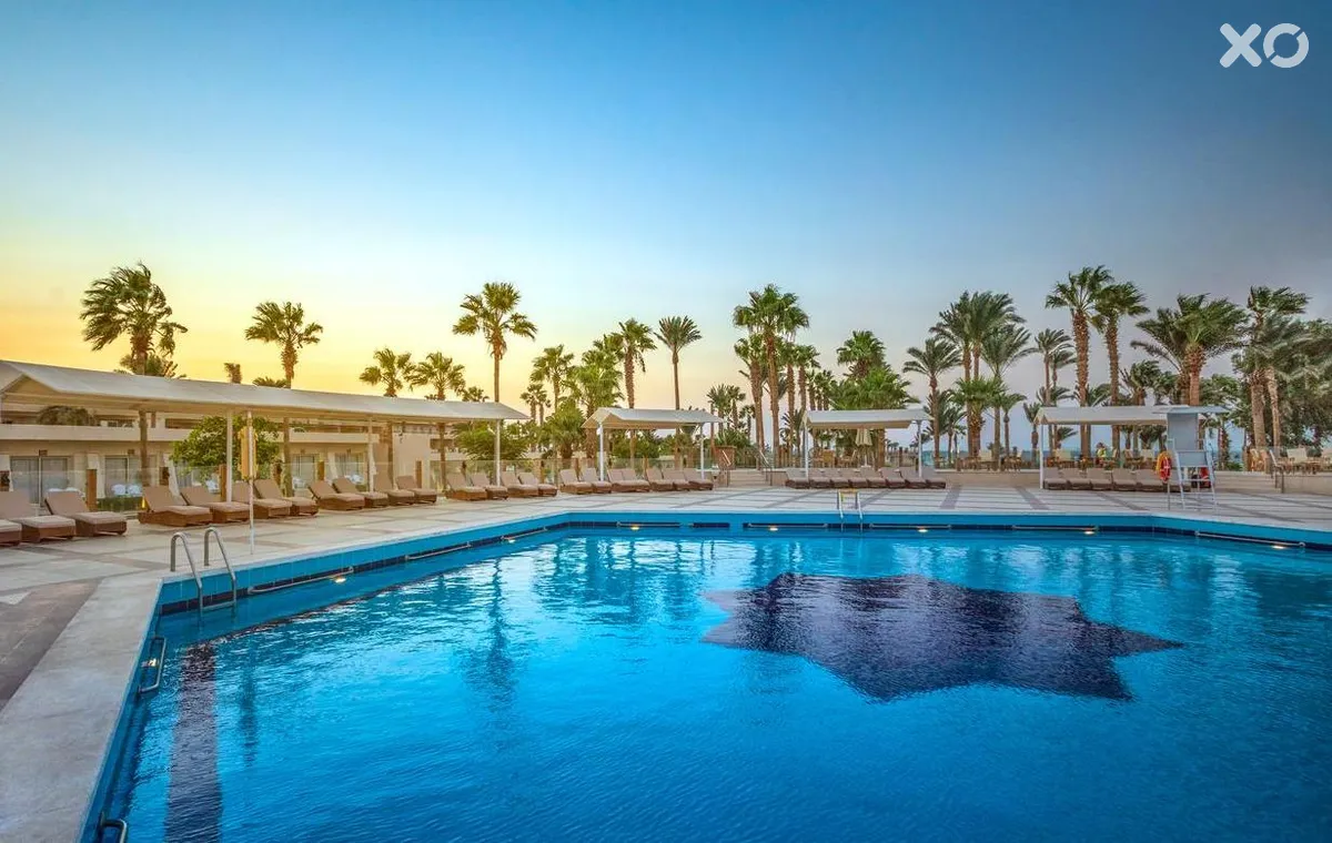 Meraki Resort