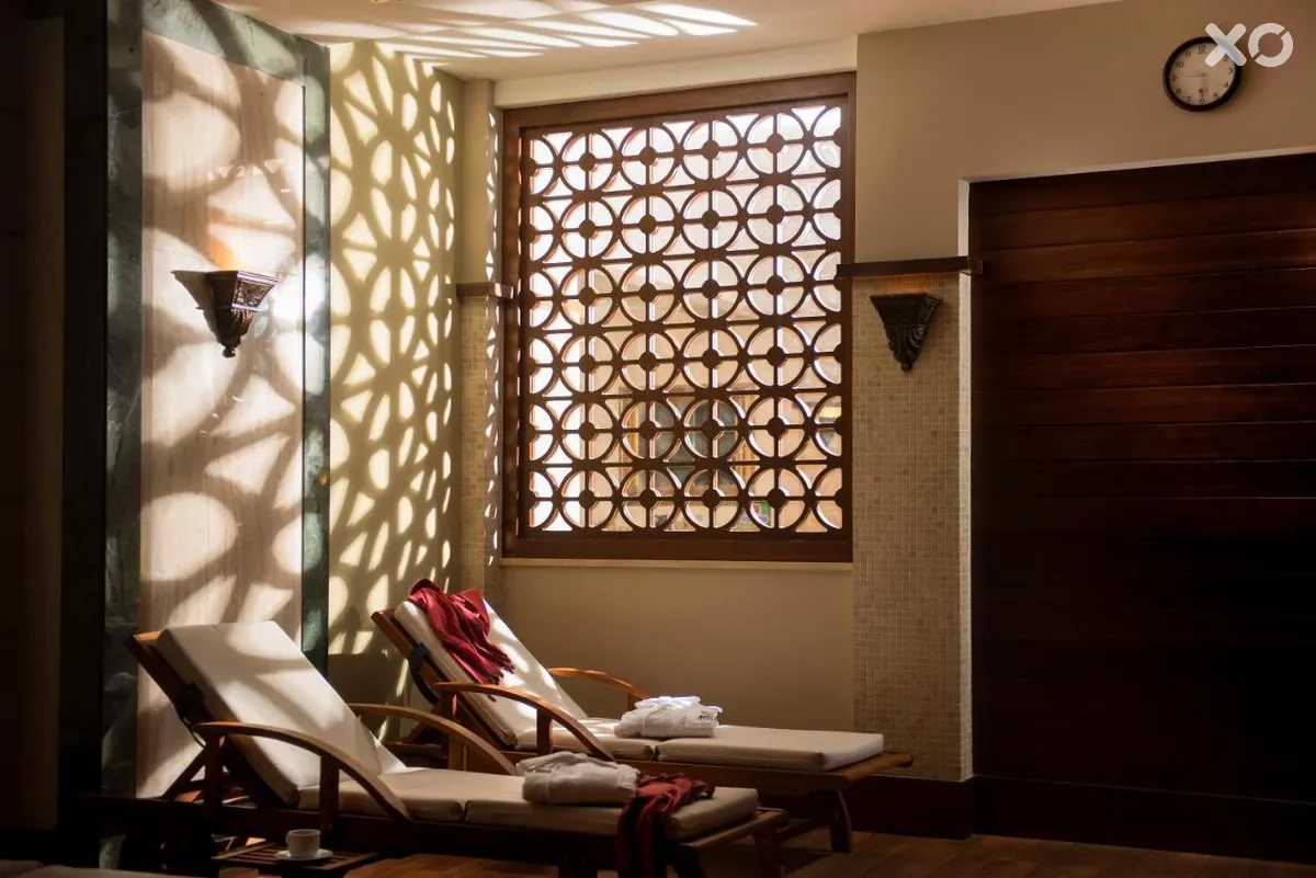 Arum Barut Collection