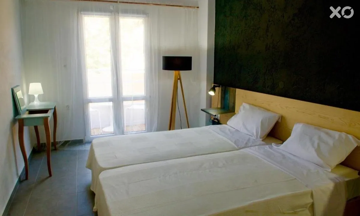 Azure Mare Hotel