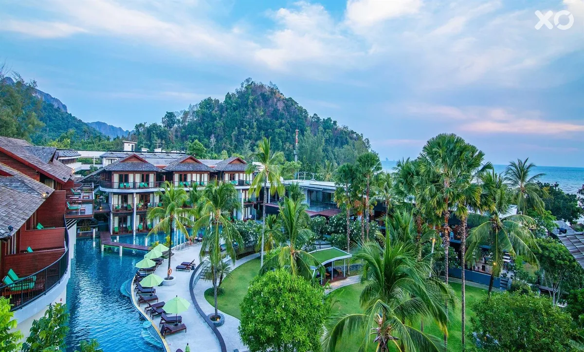 Holiday Ao Nang Beach Resort