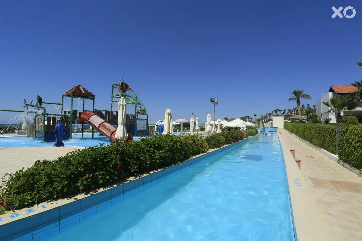Kapetanios Aqua Resort