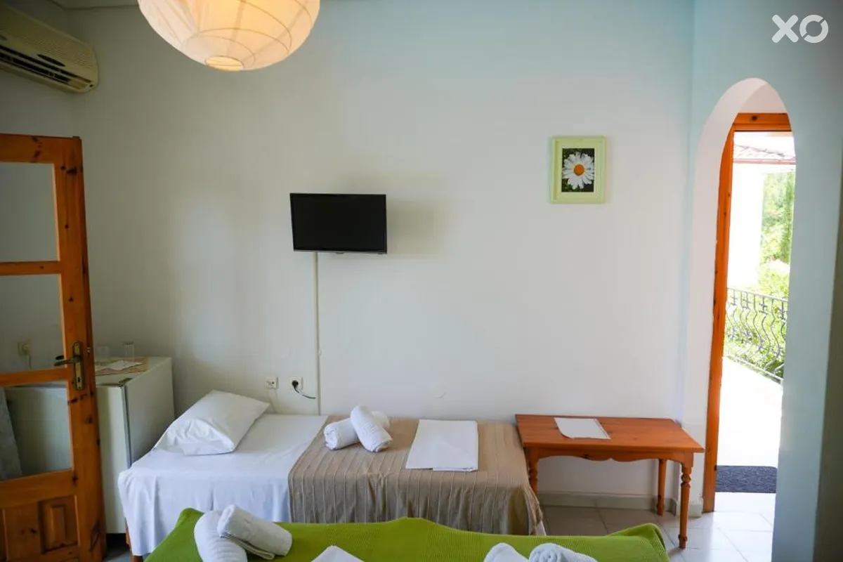 Irida Rooms
