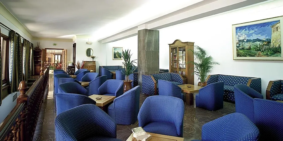 Gaya Hotel