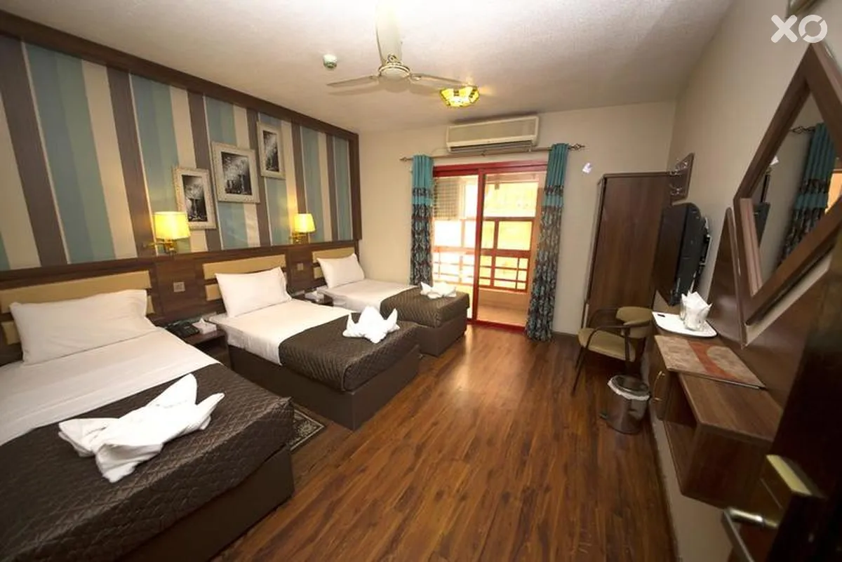 OYO 329 Down Town Hotel