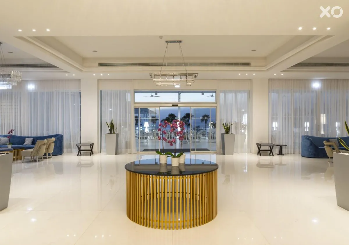 Constantinos The Great Beach Hotel