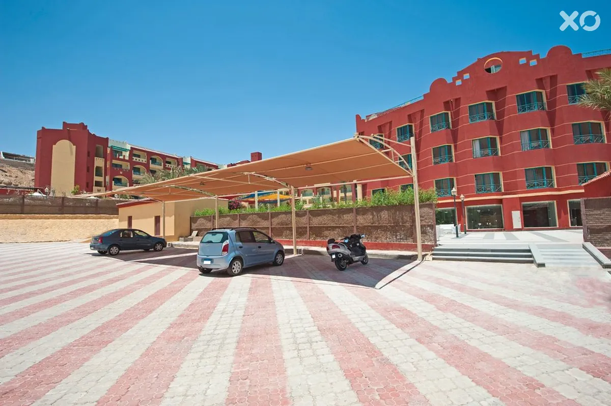 Sun & Sea Hotel