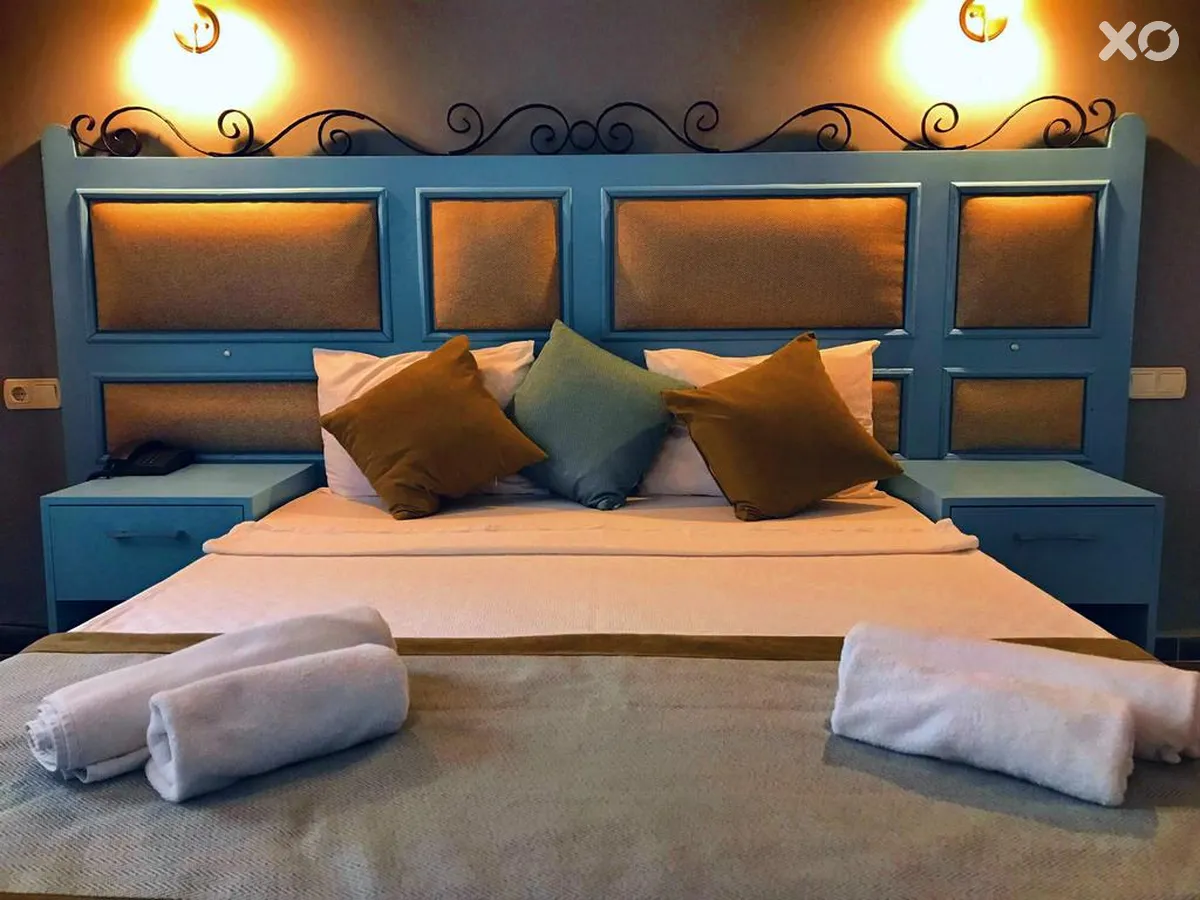 Atrium Hotel