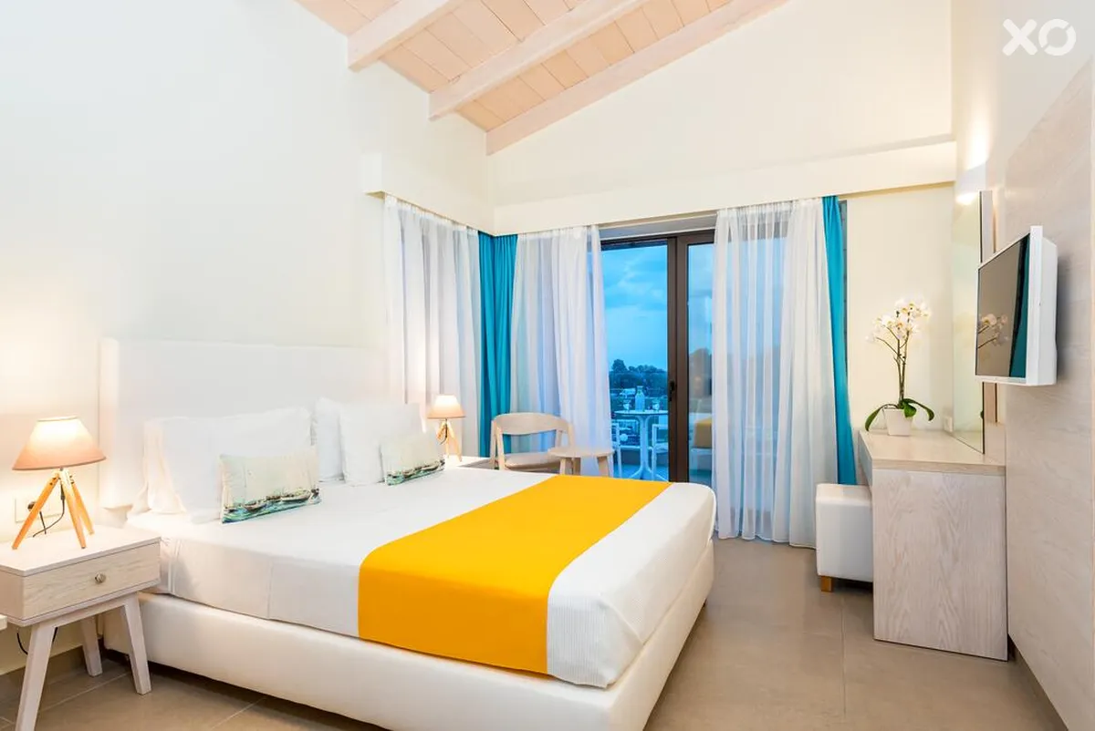 Airis Boutique & Suites