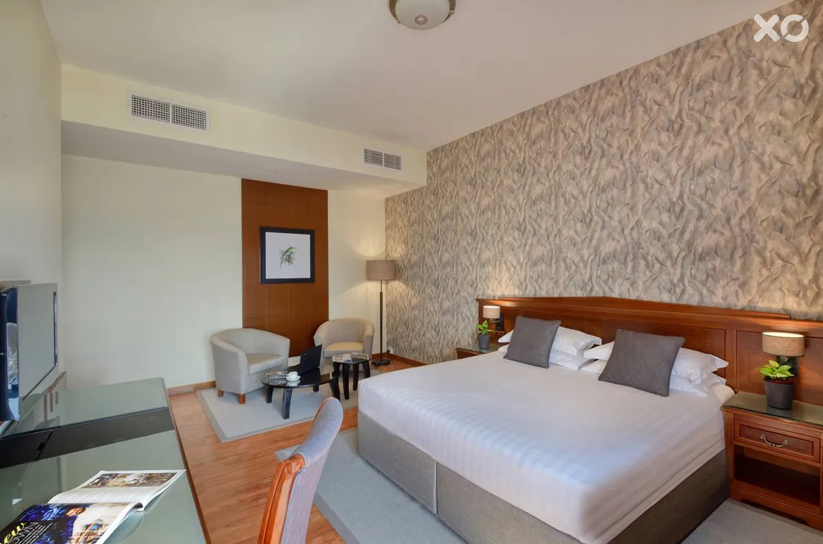 Majestic City Retreat Hotel