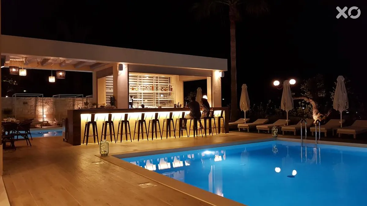 Airis Boutique & Suites