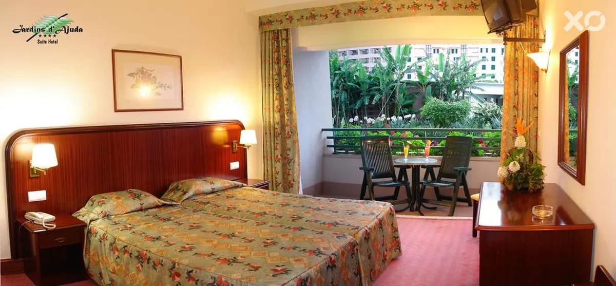 Jardins d'Ajuda Suite Hotel