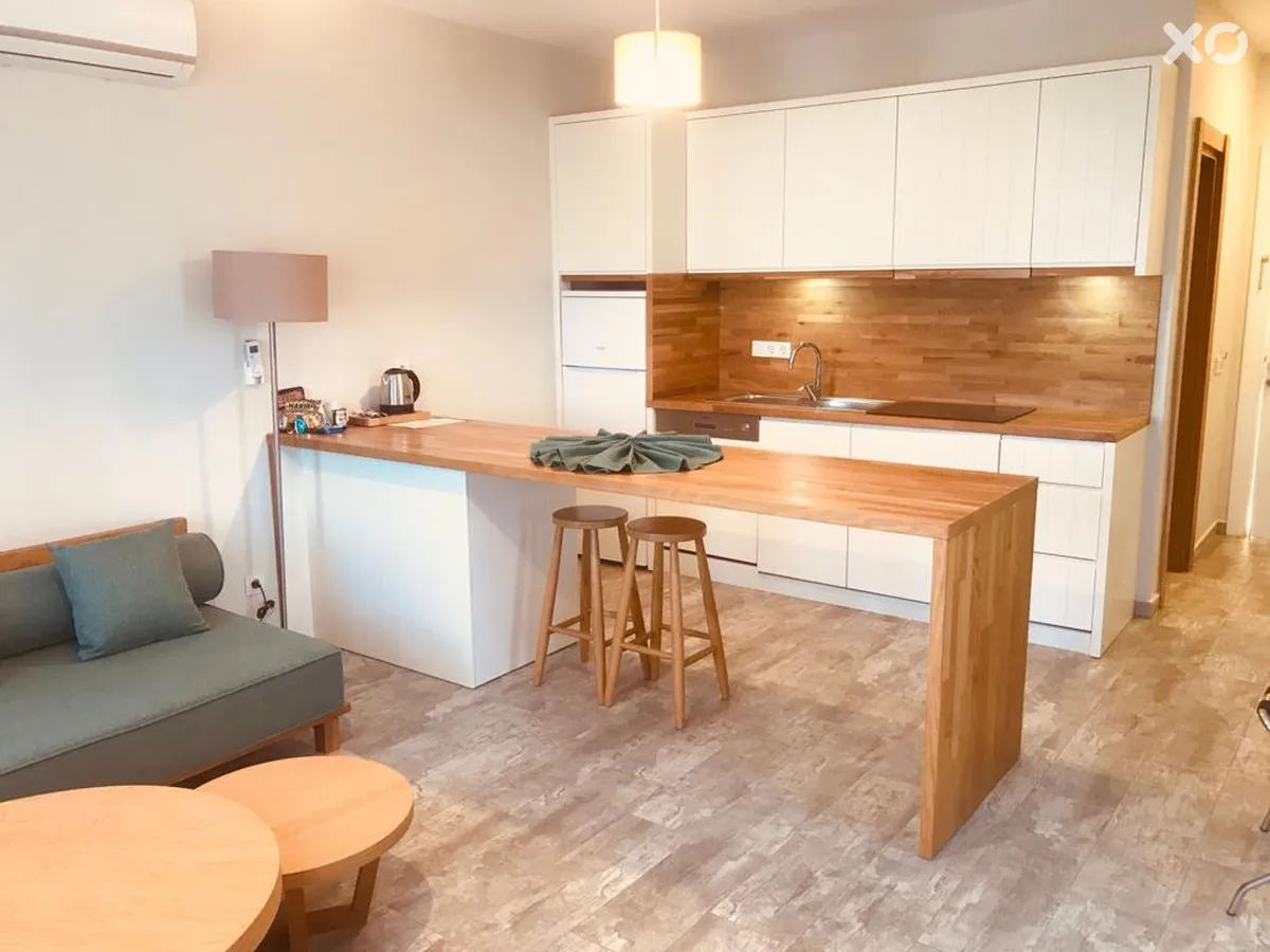 Dorman Suites