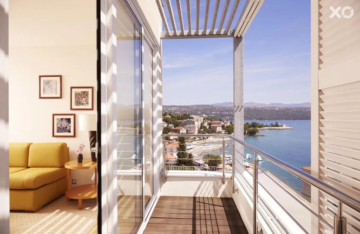 Astoria Hotel by OHM Group