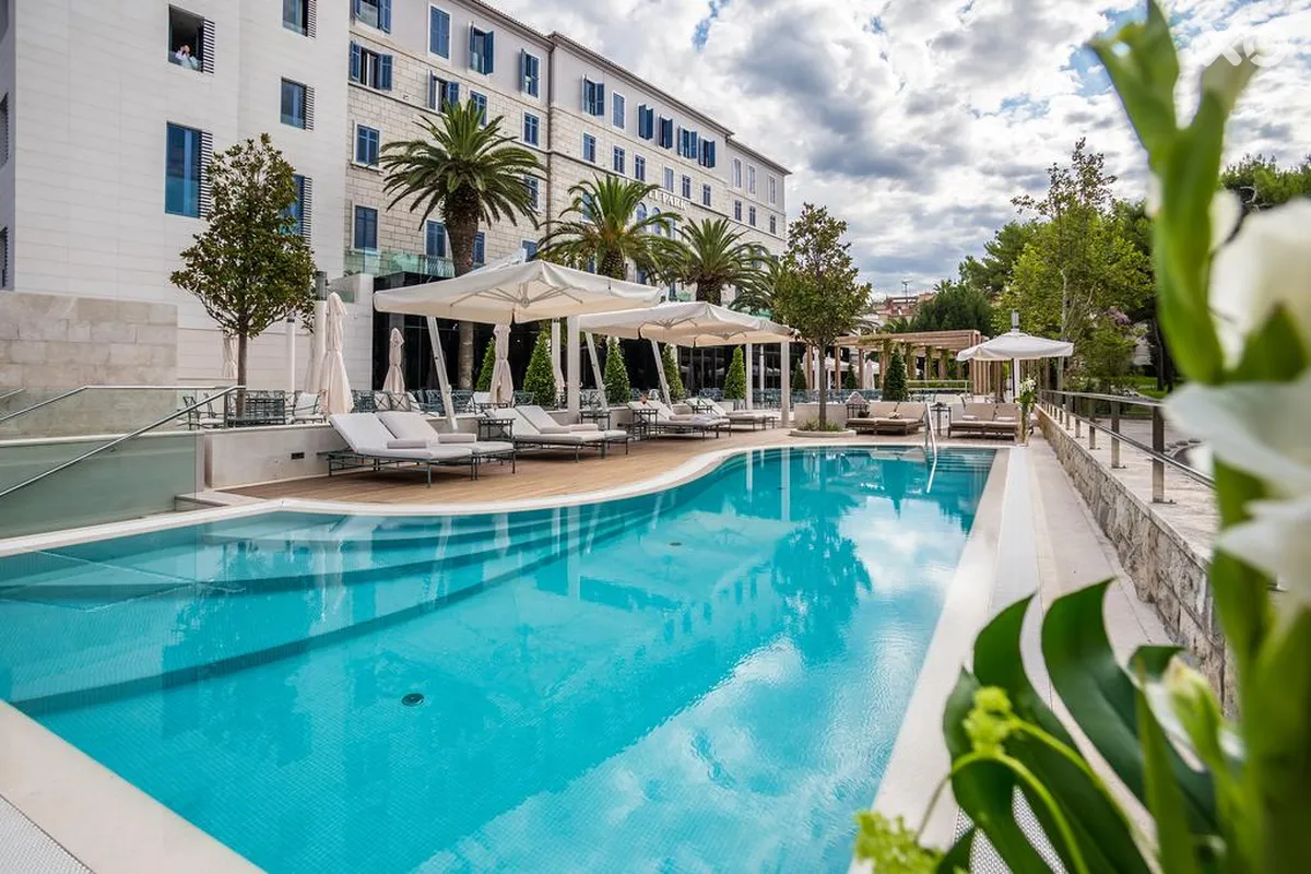 Park Hotel