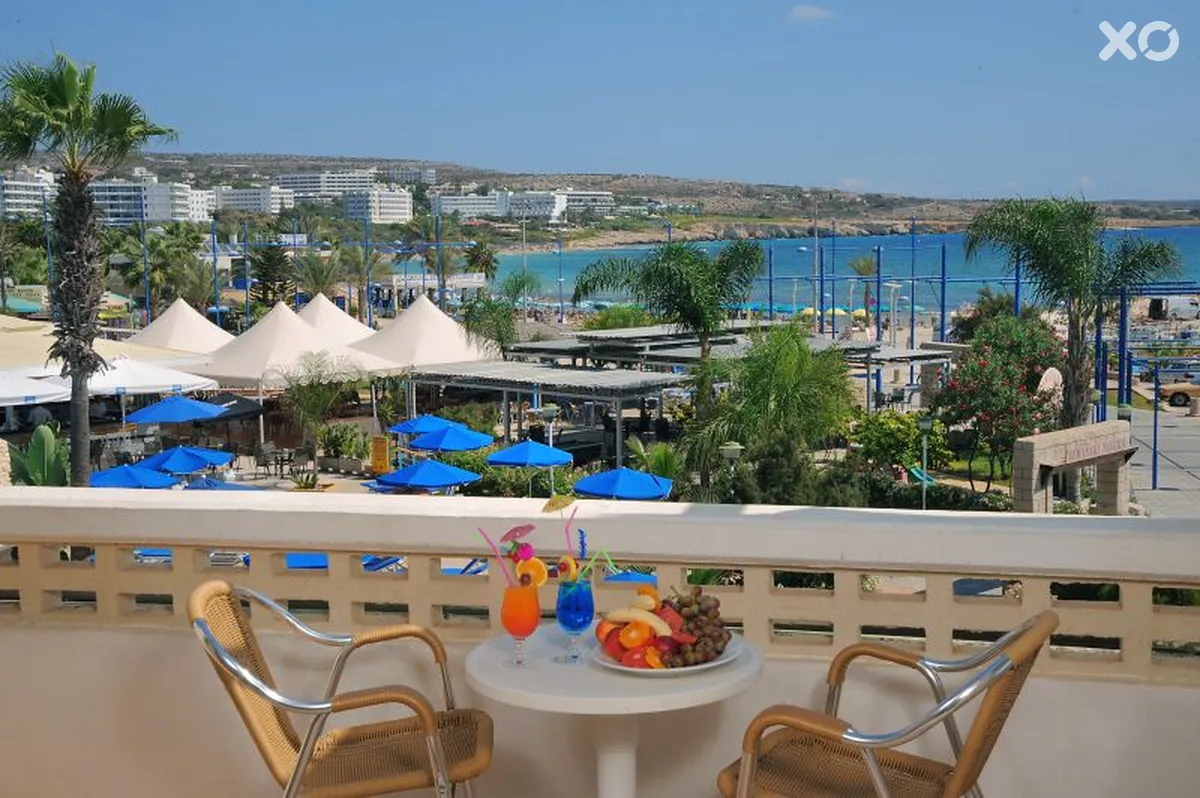 Limanaki Beach Hotel