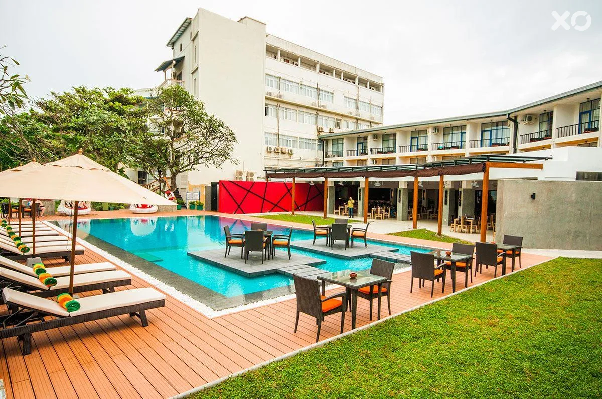 Camelot Beach Hotel