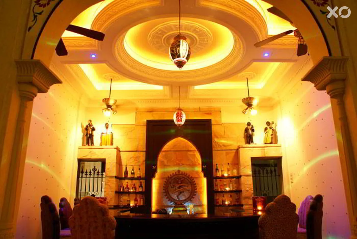 Four Seasons Place