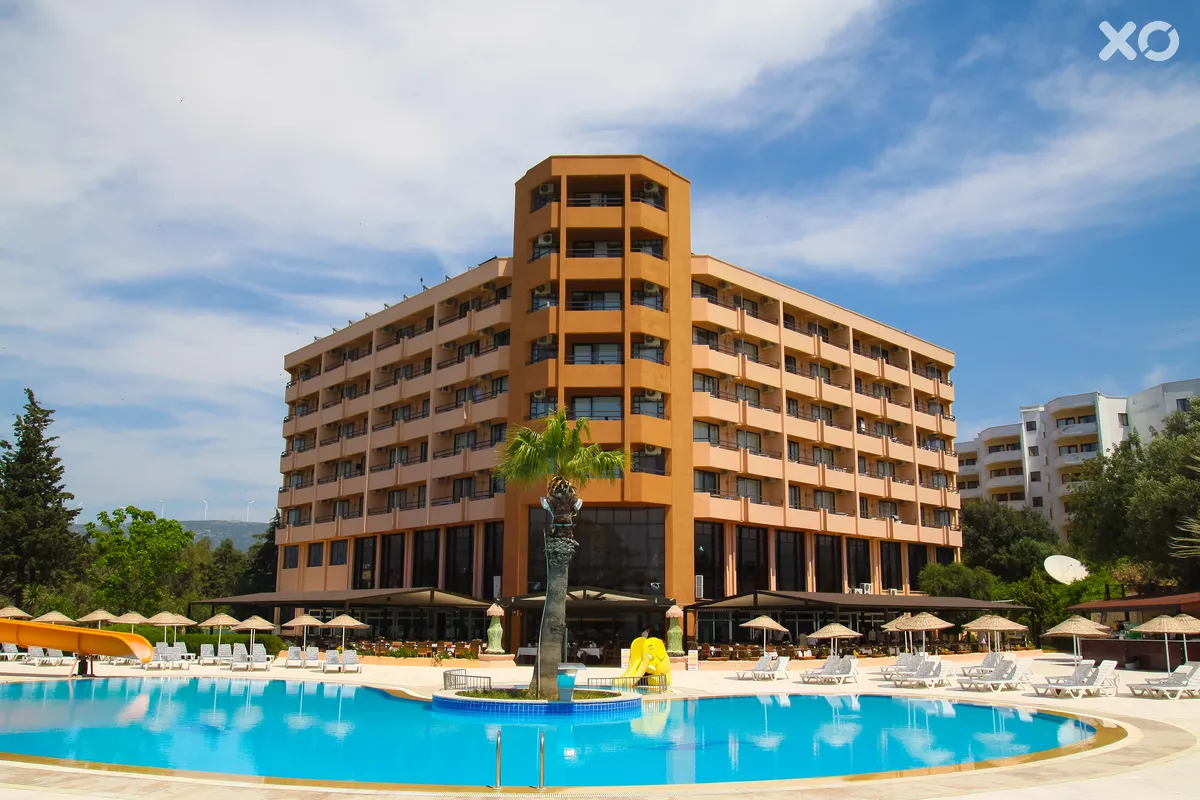 The Holiday Resort