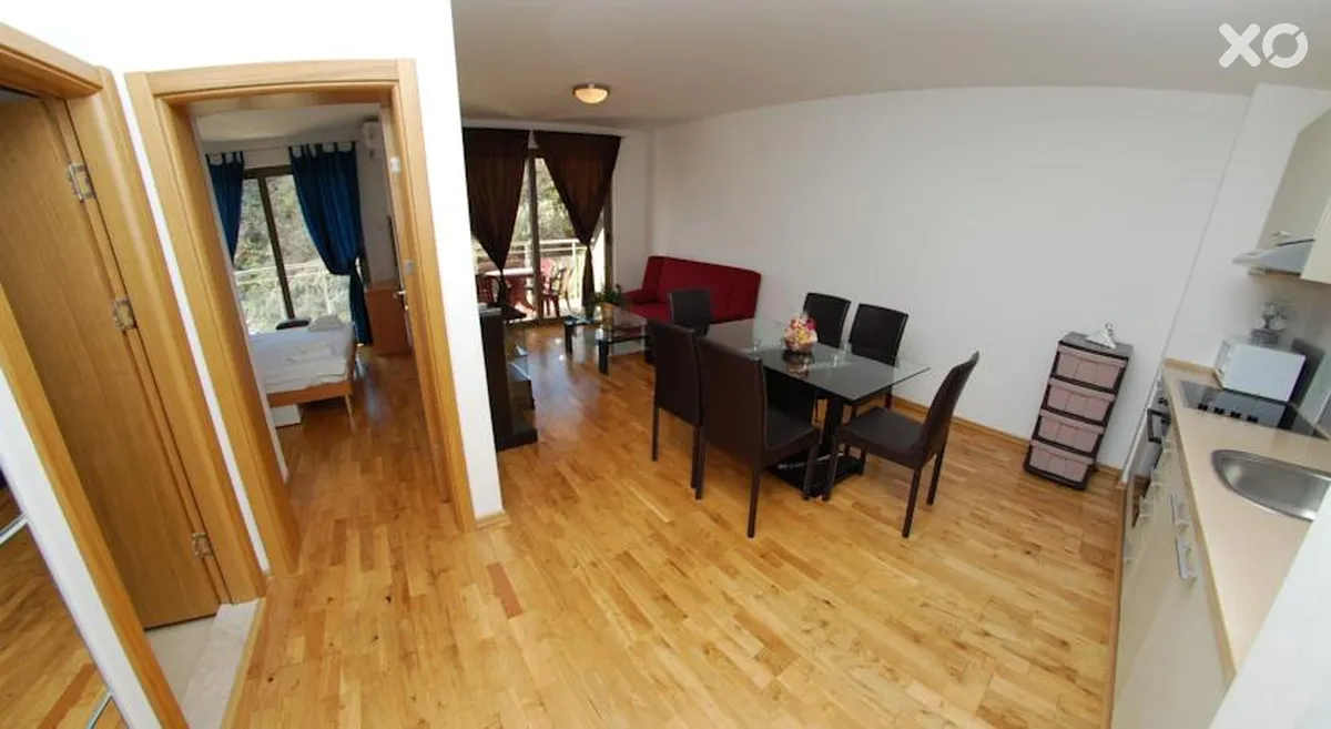 Blue Horizon Apartments