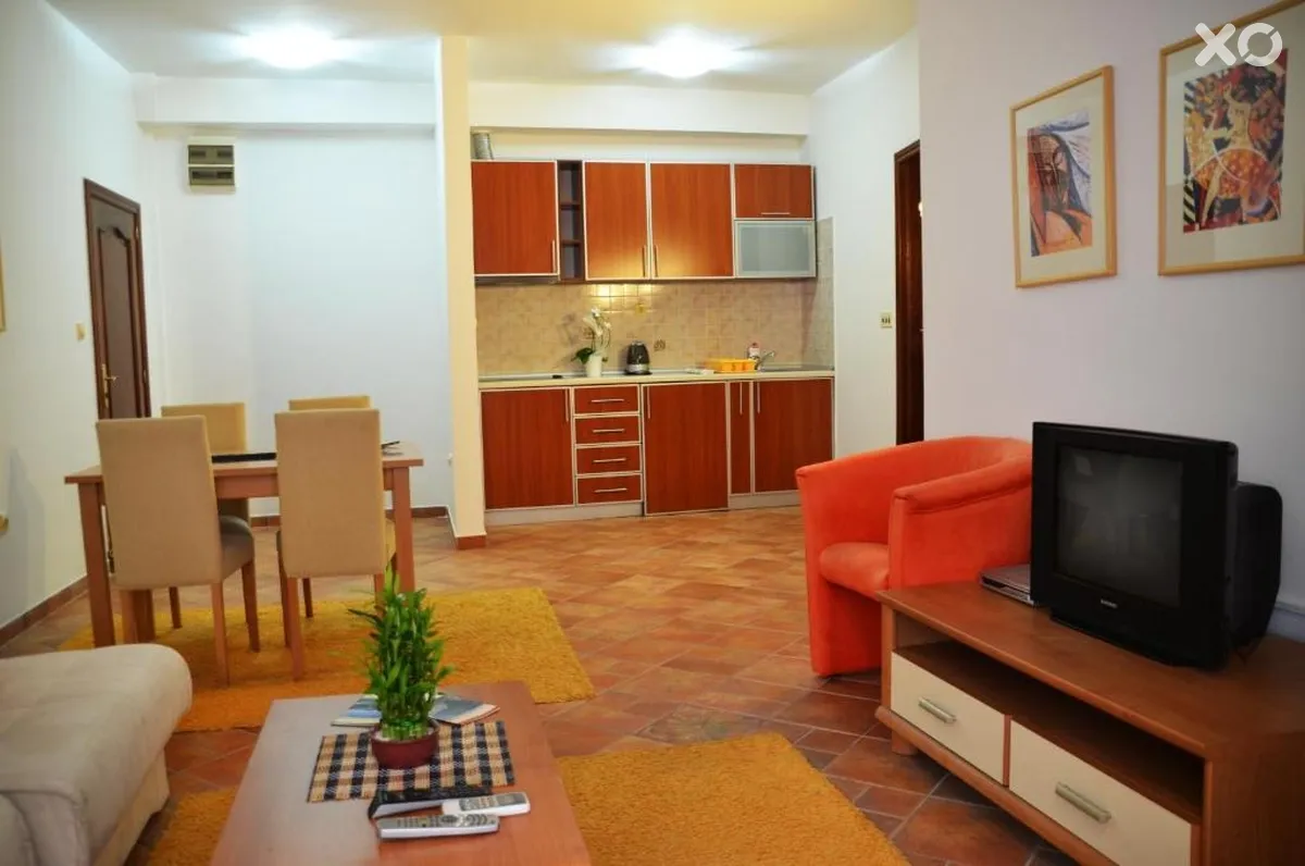 Secret Garden Apartments