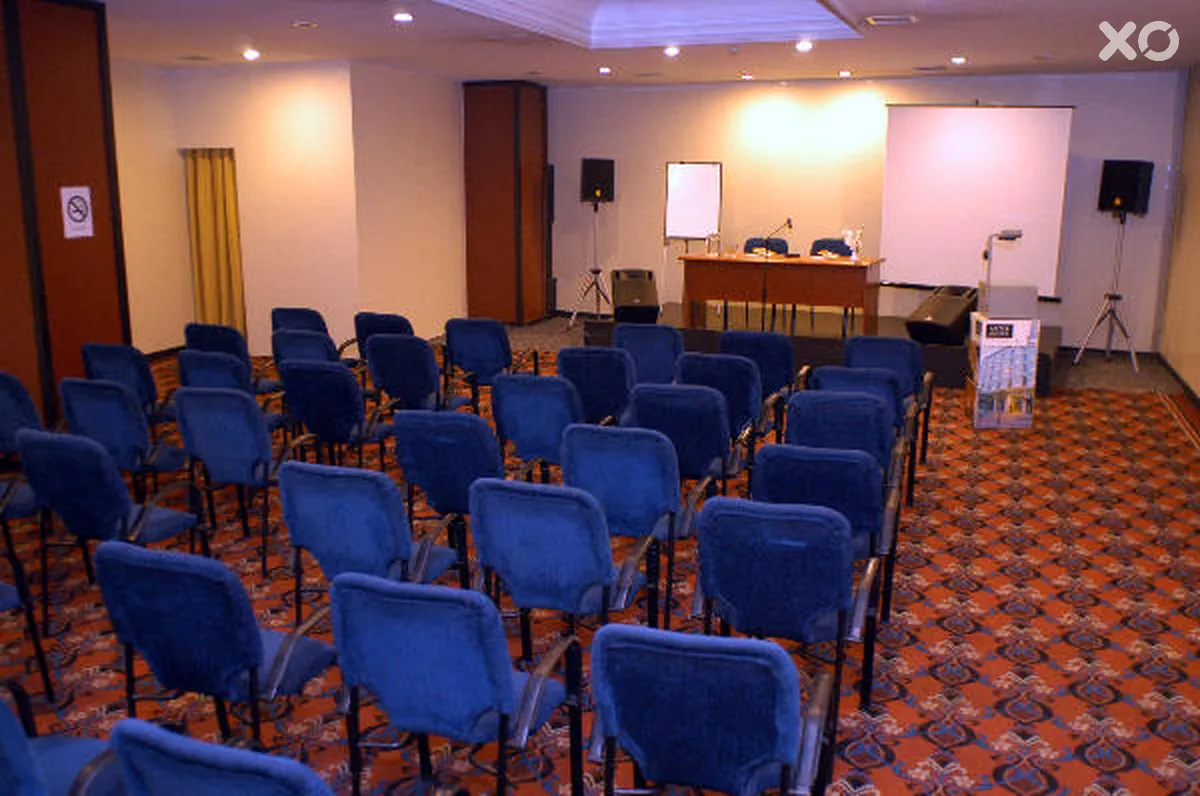 Oran Hotel