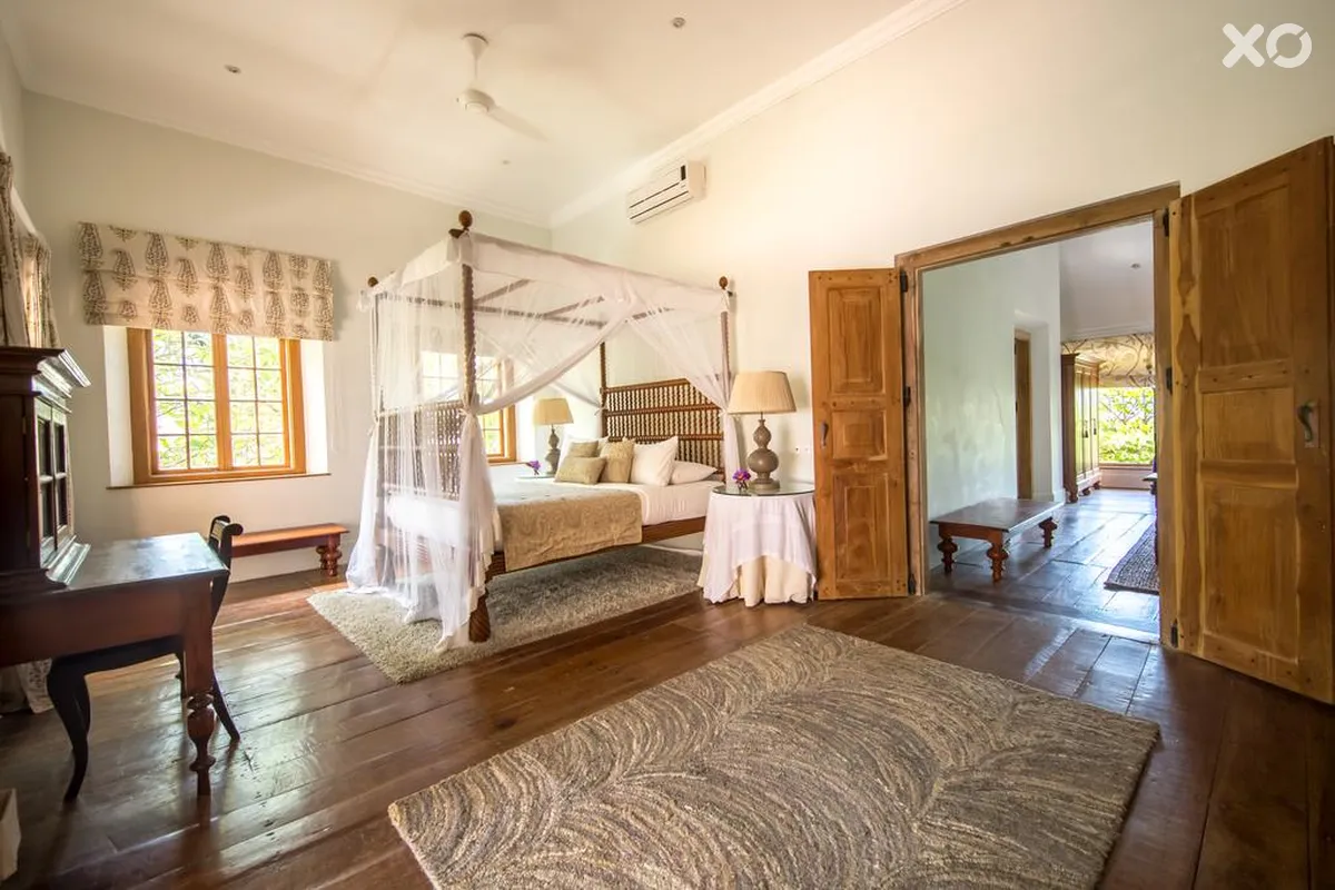Taru Villas Rampart Street