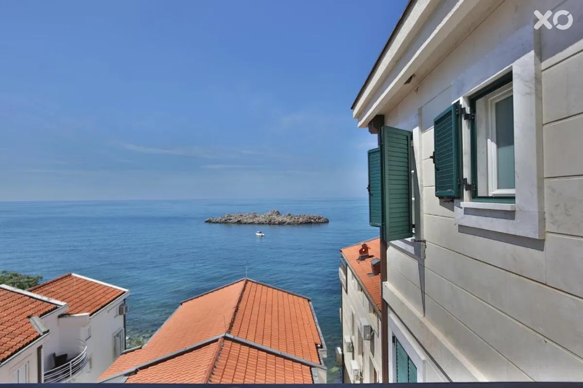 Montesan Apartments