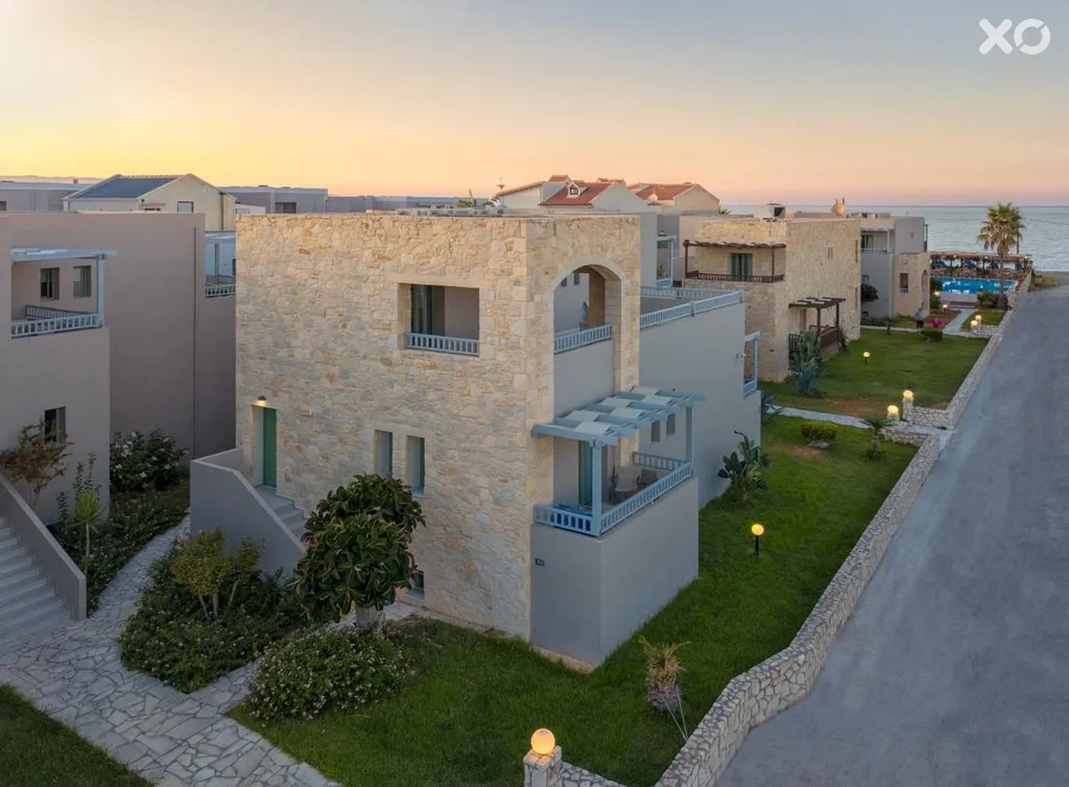 Erato Beach Hotel