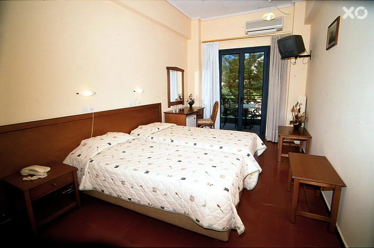 Bakos Hotel