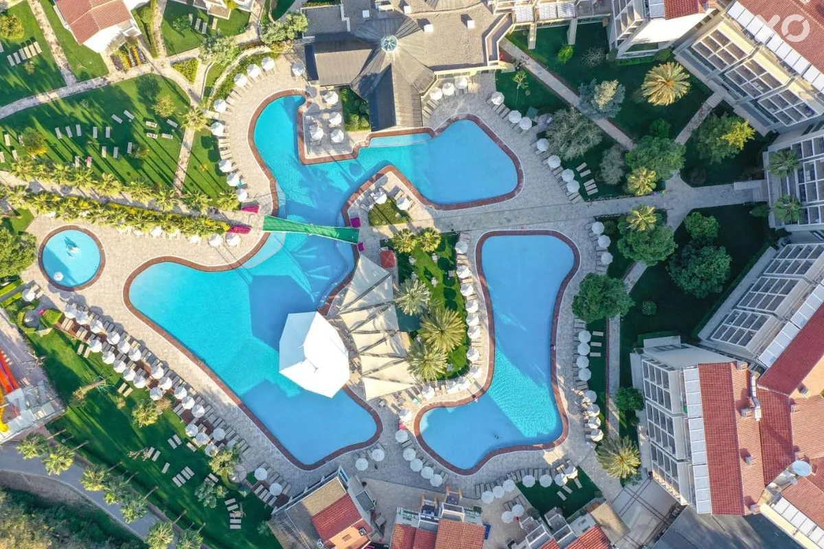 Arum Barut Collection