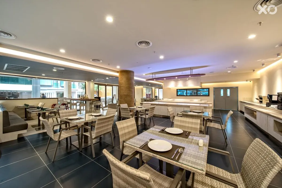 Clover Patong Phuket Hotel