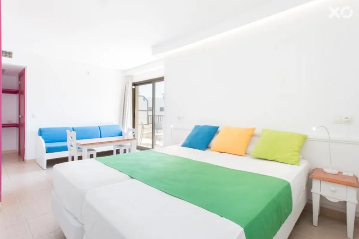 Guya Wave Hotel