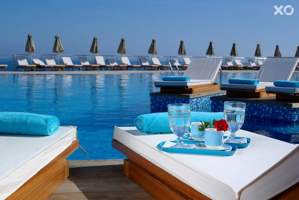 Rοyal Blue Resort