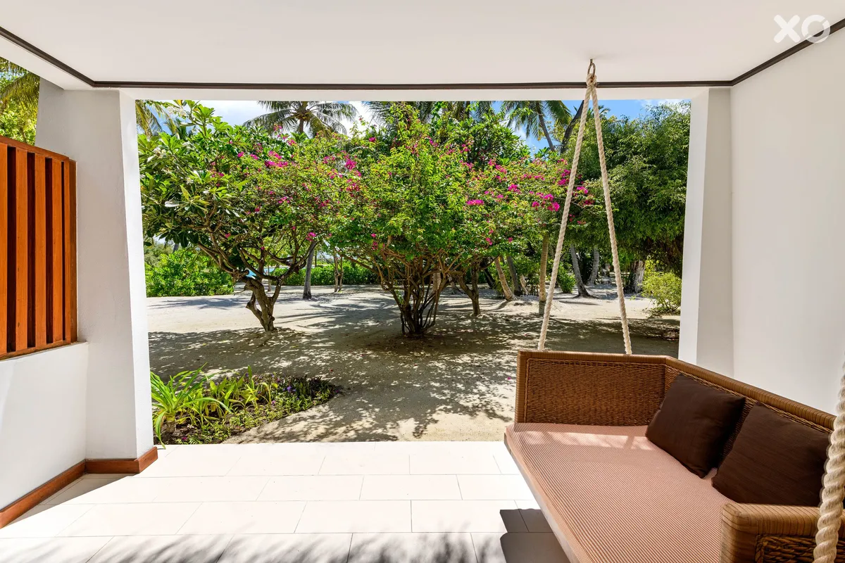 Sheraton Maldives Full Moon Resort & Spa