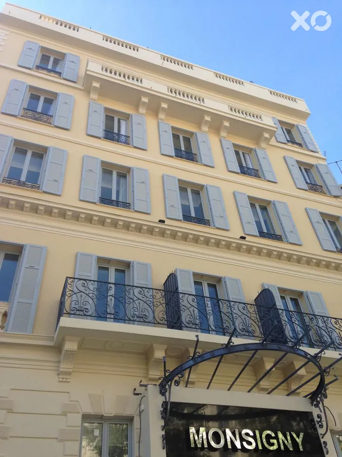 Monsigny Hotel