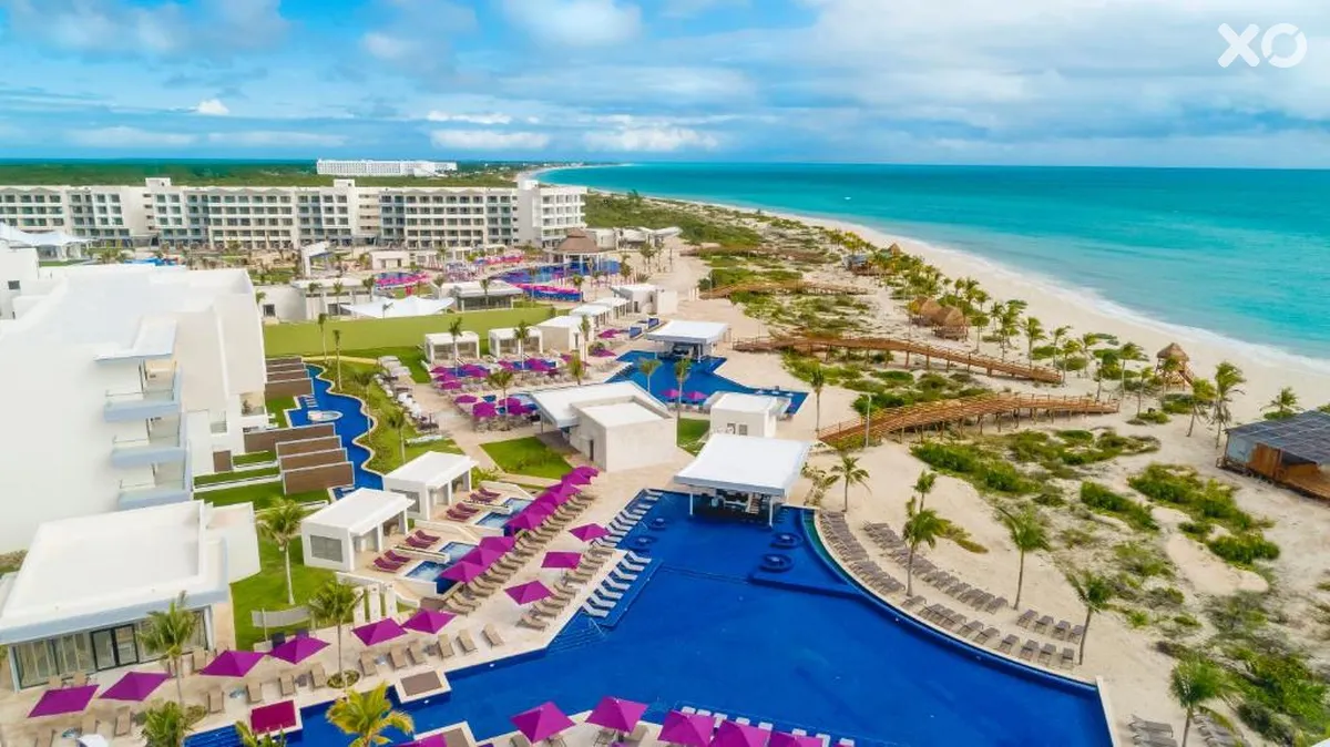 Planet Hollywood Adult Scene Cancun