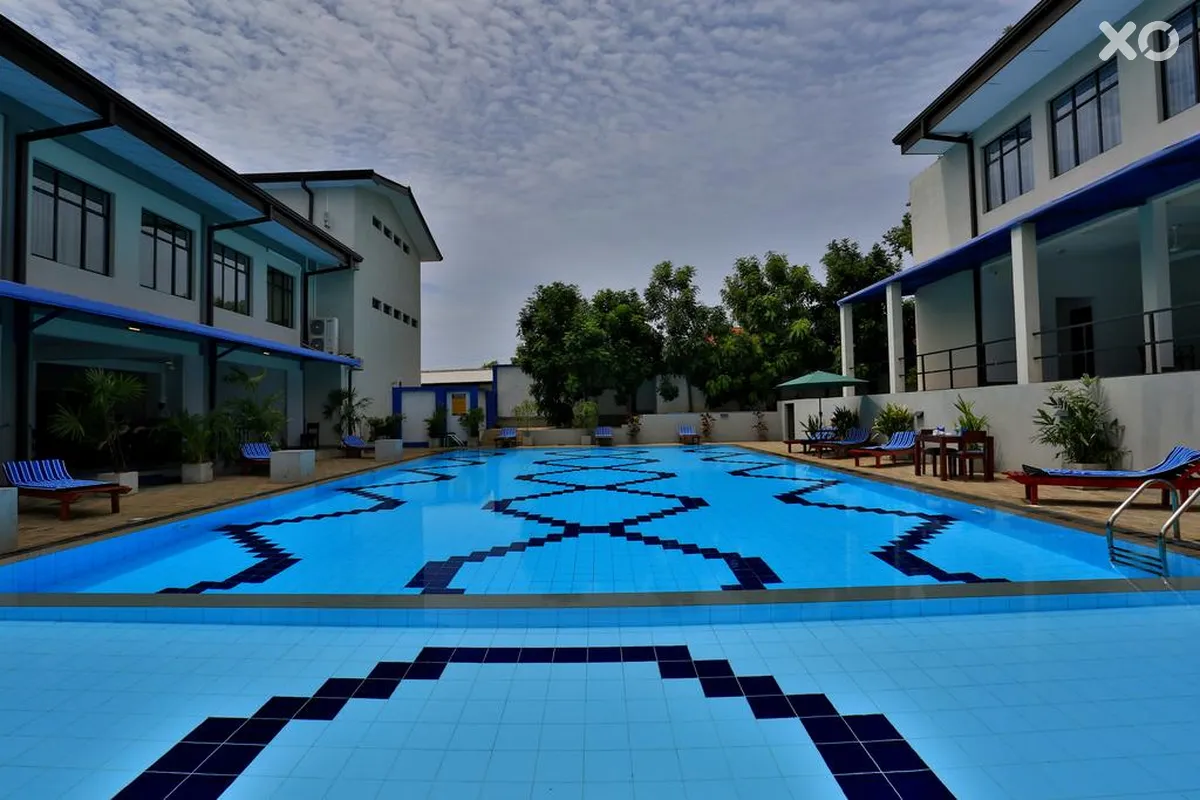 The Blue Wave Hotel