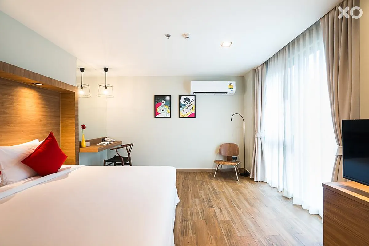 Sunshine Hip Hotel