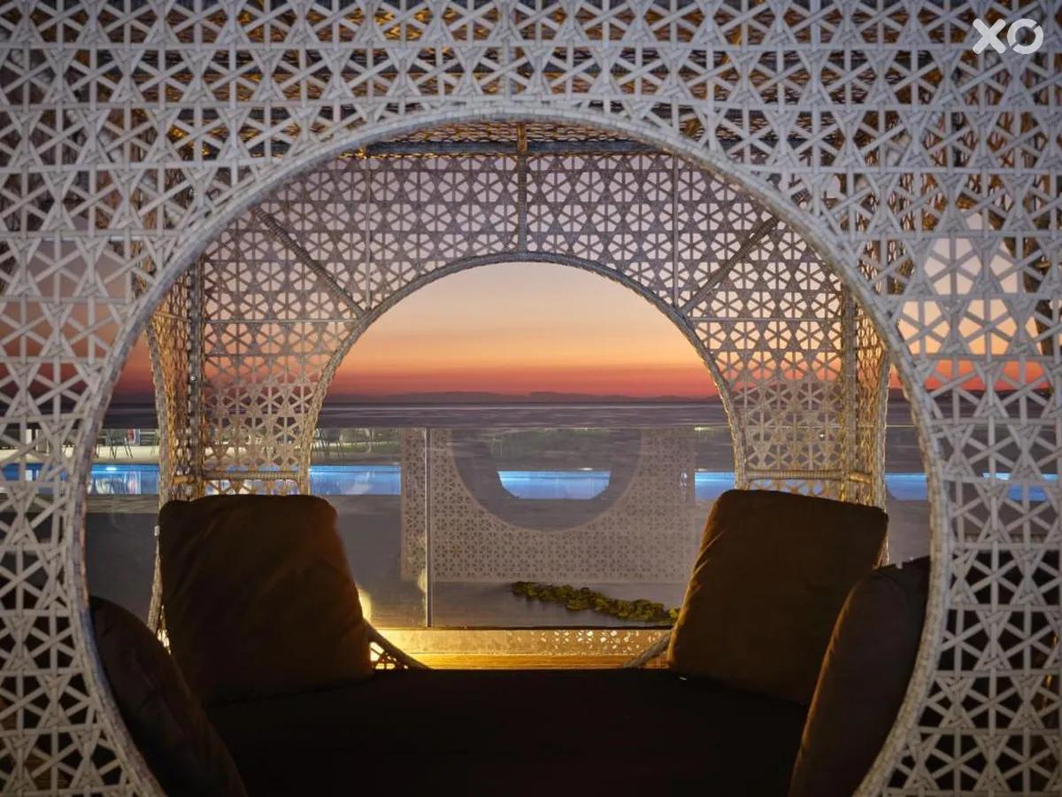 Cavo Orient Beach Hotel