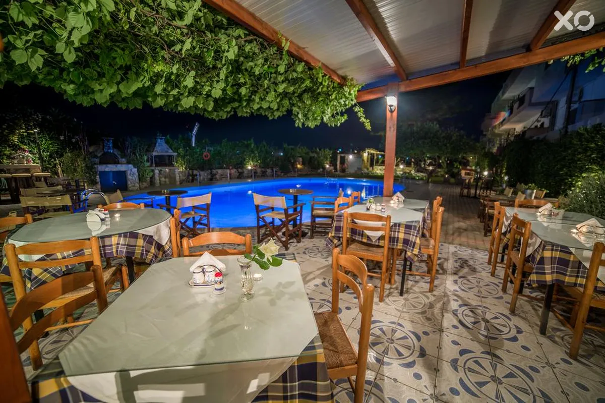 Roxani Hotel