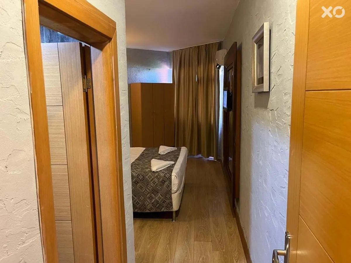 Dionisus Lara Hotel