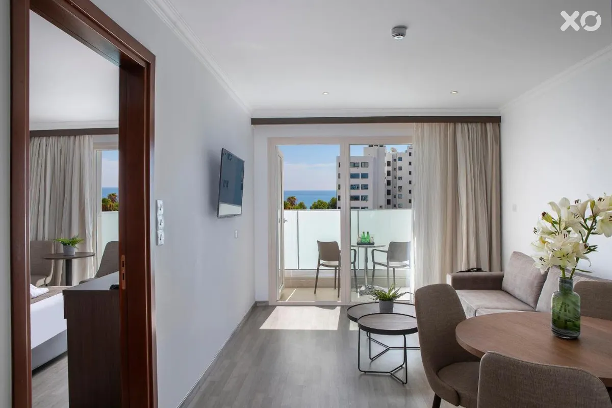 Kapetanios Limassol Hotel