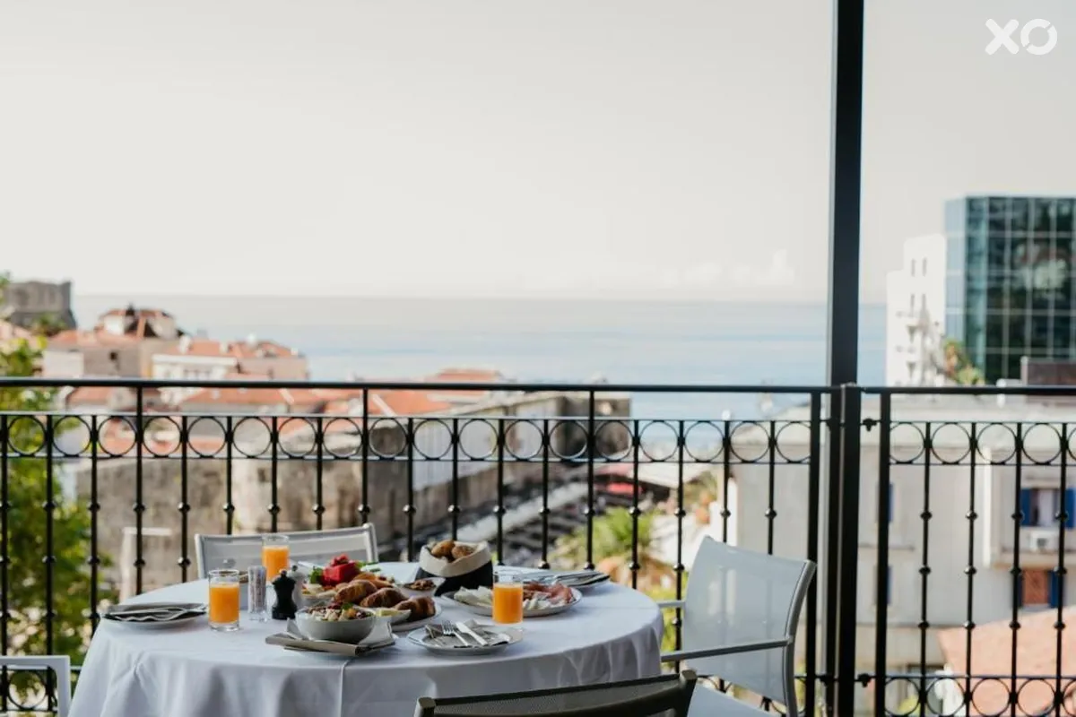Majestic Hotel