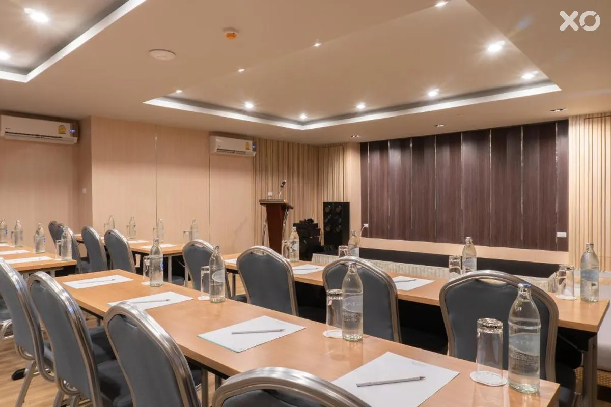 Recenta Suite Phuket Suanluang