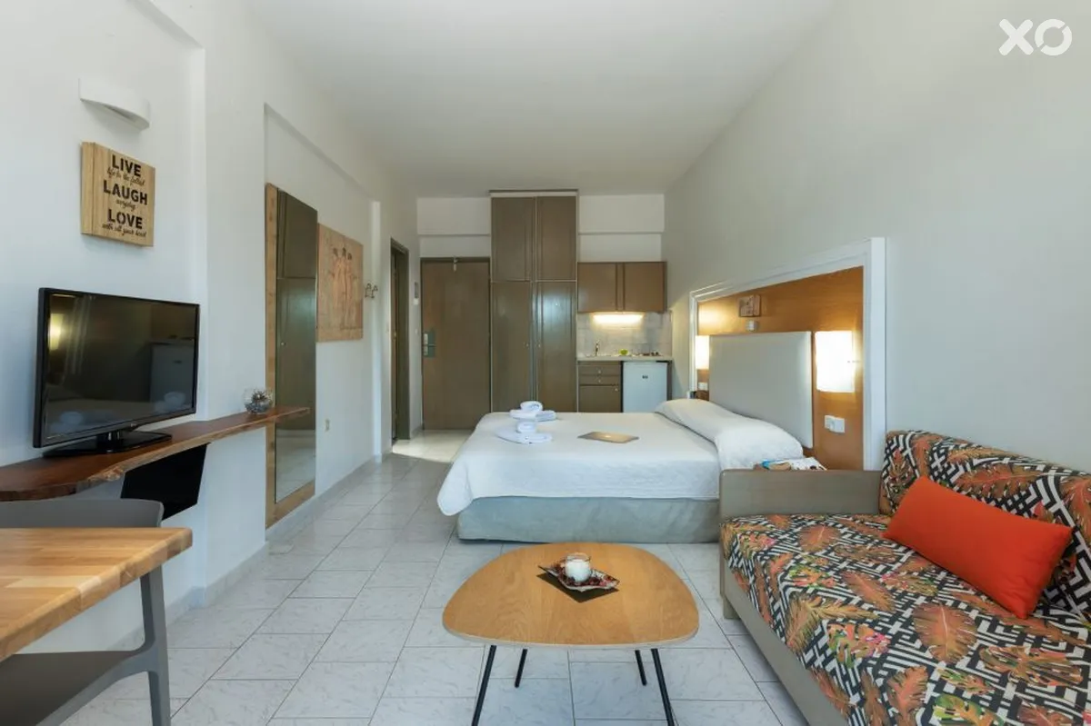 Sea Side Hotel