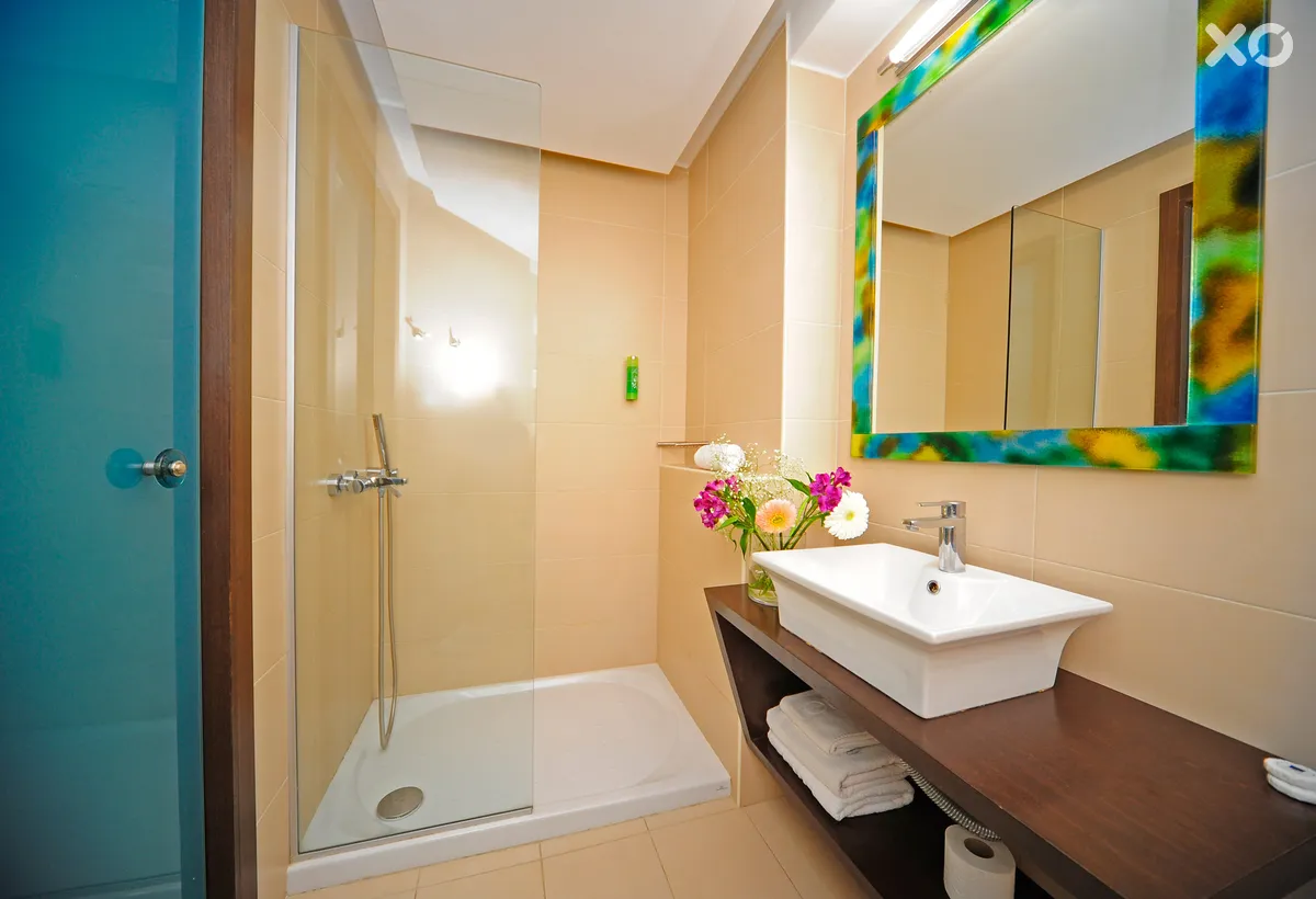 Steris Elegant Beach Hotel